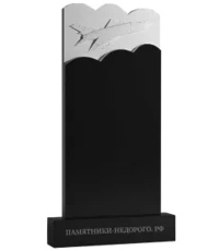 Памятник на могилу как память о службе в небе