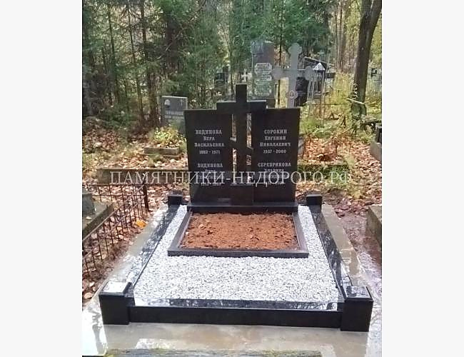 Образец памятника «Дуэт 3» из черного гранита