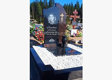 Образец памятника «Судьба 2» из натурального гранита