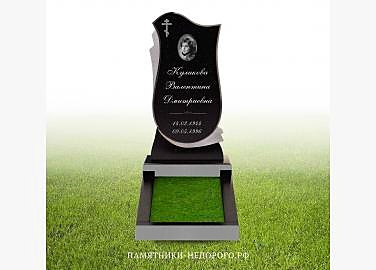 Образец памятника «Лира 4» для одиночной могилы