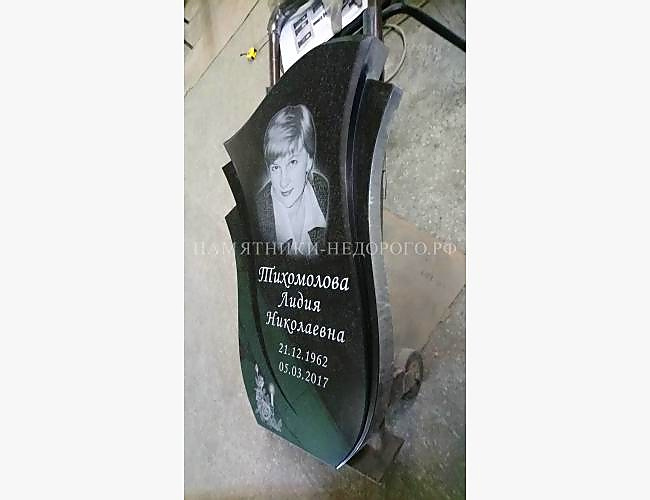 Пример оформления памятника "Лилия" для одиночной могилы - фото 2