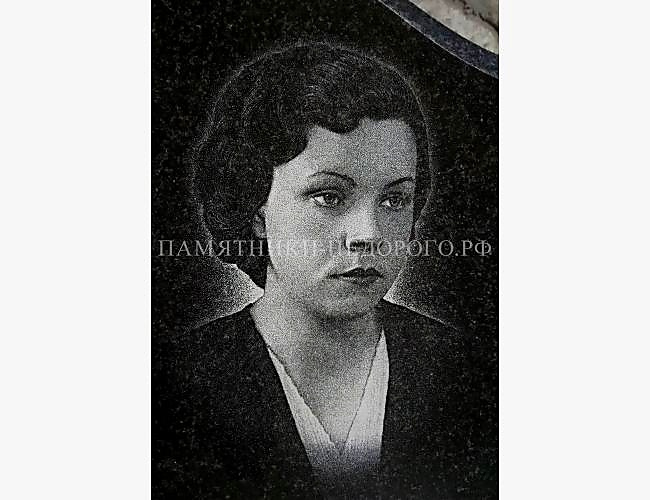 Гранитный памятник "Гармония 3" для одиночной могилы в СПб - фото 2