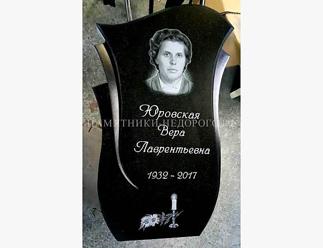 Пример памятника для женской могилы