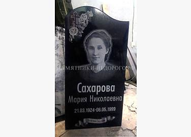 Красивый памятник для женской могилы