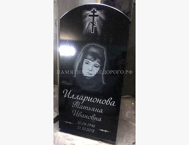 Простой памятник из черного гранита - фото 3