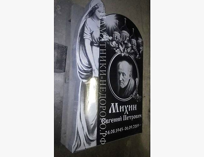 Эксклюзивный православный памятник из гранита «Скорбящая Дева Мария» - фото 2