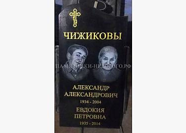 Вертикальный памятник "Волна" для семейного захоронения