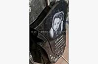 Образец оформления памятника "Лилия" для одиночной могилы - миниатюра 2