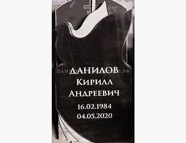 Элитный памятник из гранита "Голубь 1": готовая работа