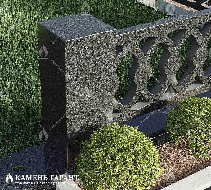 Памятник из чёрного гранита Ограда Классика - фото 2