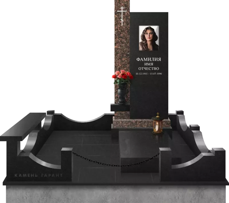 Мемориальный комплекс Тезис с поребриком и плиткой