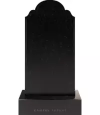 Памятник на могилу прямоугольной формы с узорчатой верхней гранью