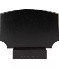 Двойной памятник, символизирующий две звезды, неразлучные в небе