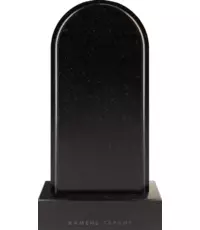 Вертикальный памятник с округлой верхней гранью