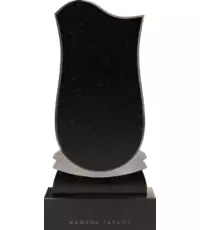 Памятник с деликатной волной, вдохновленный музыкальными мотивами