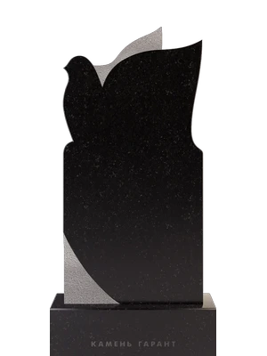 Вертикальный изящный памятник из черного гранита 