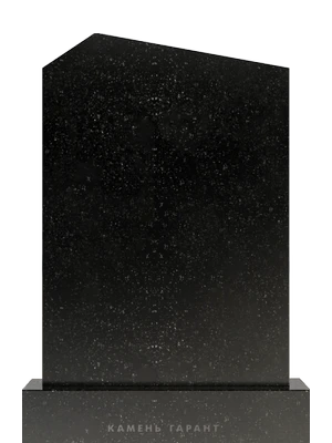 Памятник из гранита с треугольной смещенной вершиной 