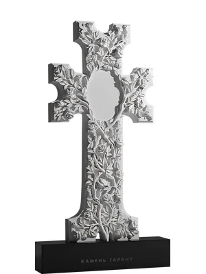Православный памятник в форме резного креста с цветами