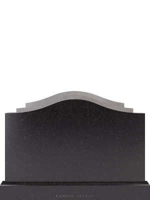 Семейный памятник в виде рукописи, хранящей историю семьи