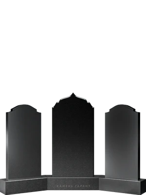 Памятник с восточными мотивами для троих человек 