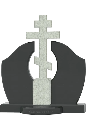 Памятник с контрастным сочетанием светлого креста и темных элементов
