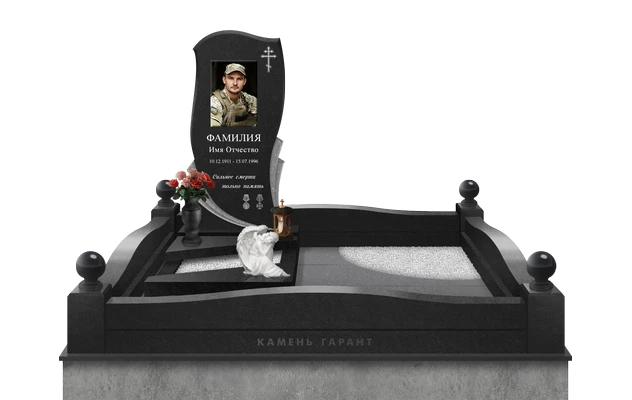 Элегантный мемориальный комплекс с волнообразной стелой из черного габбро-диабаза, скульптурой ангела и православной символикой — воплощение вечной памяти